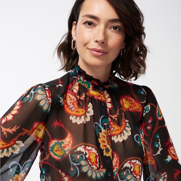 CHICO’S Chiffon Paisley Shirt - Picture 2 of 4